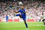 队报：杜埃将伤缺3至4周，将无缘对阵亚特兰大的欧冠比赛